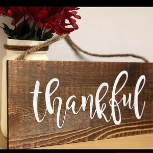 Thankful hanging sign